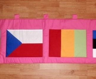 kapsář 50x200cm vlajky malinový